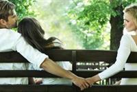 للنساء فقط.. متى وأين يفكّر زوجك في خيانتك؟ الاجابة مفاجئة