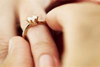  اضاعت خاتمها… لن تصدقوا اين وجدته! 