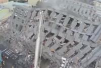  بالفيديو.. مشاهد من الجو تظهر الدمار الهائل بعد زلزال تايوان