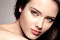 تعرف على سن المرأة الذي تكون فيه .. أكثر جمالا