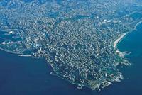 مساحة لبنان ليست... 10452 كلم2