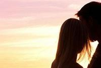 هكذا تكونين الزوجة الرومانسية بنظره!