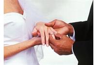  تزوجها ذكية… وودع الزهايمر إلى الأبد