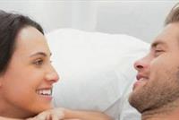 6 علامات.. تدل على سعادة زوجك في حياته معك