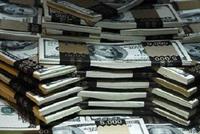 أين يعيش أغلب مليونيرات العالم وماهو سر ثرواتهم؟