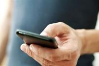  ما العمر المناسب لمنح طفلك هاتفاً محمولاً؟