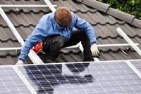 التأهيل الجامعي ليس ضمانا للحصول على دخل مرتفع