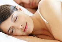 النوم بلا ملابس مفيد جدّا...