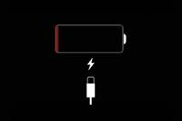 أكثر 3 أفعال خاطئة نفعلها عند شحن الهاتف تدمر البطارية