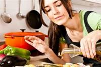 إحذر.. 10 مواد تستخدمها يوميًا تقتل خلايا المخ!