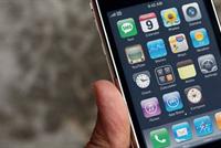 Ebay يبيع أول جهاز آيفون.. لن تصدقوا سعره!