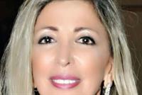  كيف تتصرَّفين في سهرة الشركة؟