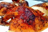 تزيلُ جلد الدجاج قبل تناوله.. توقف عن ذلك فورًا! 