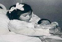 قصة أغرب من الخيال... أصغر أم في العالم