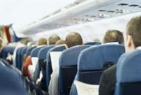 أزعجه حديثهما... فهبطت الطّائرة!