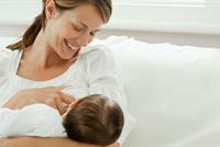 الرضاعة الطبيعية تحمي الأطفال من أمراض الكبد