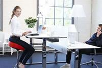 الجلوس لفترة طويلة يسرّع الشيخوخة!