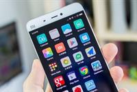 لماذا الهواتف المحمولة مستطيلة الشكل دائمًا؟ 