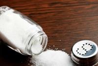 حذارِ.. ملح الطعام الزائد يؤثر سلباً على الإنجاب والبلوغ!