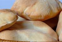 تجميد الخبز وإعادة تسخينه.. عادةٌ ضارة!