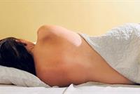 لماذا عليك النوم عارياً في الليل خلال الصيف؟