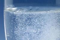 لن تتخيّلوا ما سيحدث لجسمكم إن تناولتم كوب ماء مالح يوميًا! 