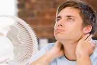 لهذا السبب أنت “moody” خلال الصيف