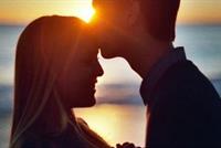 هذا الشّعب يستغرق وقتاً طويلا للاعتراف بالحبّ...