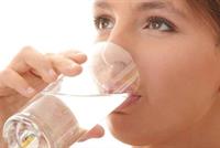  انتبهوا... قاعدة 8 أكواب من الماء يوميا ليست دقيقة 