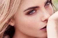 بدقائق.. هكذا تتخلصين من بقع العطور على ملابسك! 