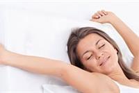 خطوات لا تخطر ببالكِ للاستيقاظ بنشاط.. اتبعيها!