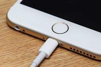 توقفوا الآن عن شحن هواتفكم ليلاً 