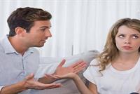 مؤشرات تدل على افتقار زوجك للعاطفة تجاهك