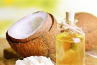 تناول زيت جوز الهند يوميا يقلل من مخاطر أمراض القلب