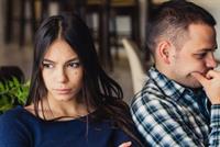 متى يكون الشجار أمرًا طبيعيًا وصحيًا في علاقتك مع زوجكِ؟! 