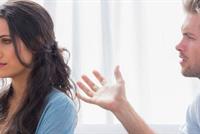  هو أكثر كذباً منكِ