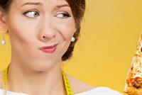 إليك أشهر أكاذيب النساء للتغطية على إخفاقهنّ في إنقاص أوزانهن! 