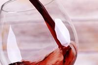 النبيذ الأحمر يساعد في علاج تسوس الأسنان