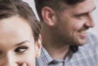 لضمان صفاء العلاقات.. طرق عملية لكسب ود أهل زوجك! 