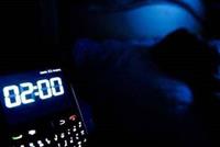  كيف تعود للنوم إذا استيقظت منتصف الليل؟