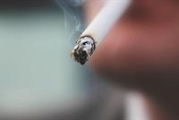 التدخين يؤدي الى فقدان السمع