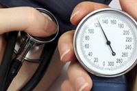 هل تعلم أن هذه الأطعمة الـ8 ترفع الضغط؟