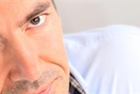 وصفات تمنع ظهور الشيب المبكر بالشعر.. منها الشاي 