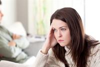 3 علامات تدلّك على أنه يتلاعب بكِ عاطفياً 