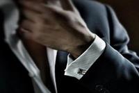 5 طرق لكي تصبح جذابا في عيون الآخرين