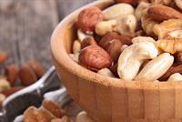  المكسرات.. تخفض خطر أمراض القلب والسرطان 