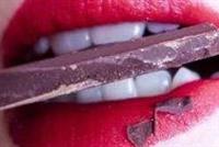 ما هي المأكولات التي تزيل الترسبات عن الأسنان؟