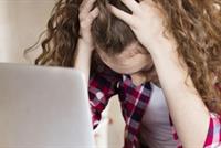  دعوى قضائية جماعية ضد شركة آبل.. 