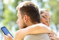  ٩ مهن تشجع على الخيانة الزوجية! 