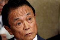 وزير يتخلى عن راتبه السنوي